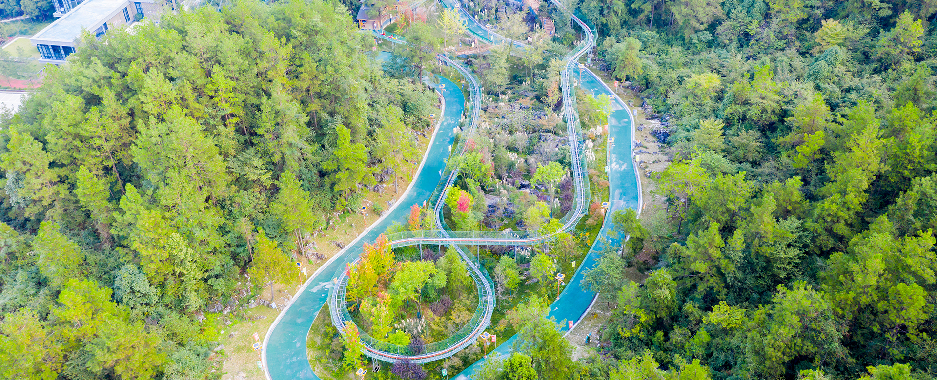 單軌滑道-浙江鵬鳴游樂設(shè)備有限公司